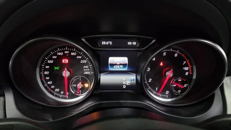 Mercedes-Benz GLA-Class