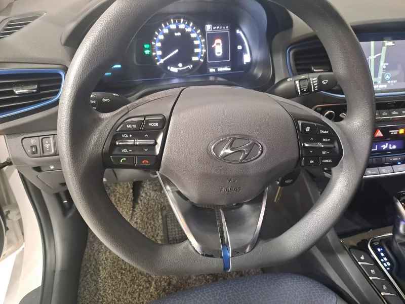 Hyundai Ioniq