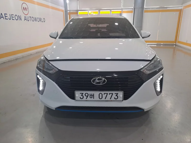 Hyundai Ioniq