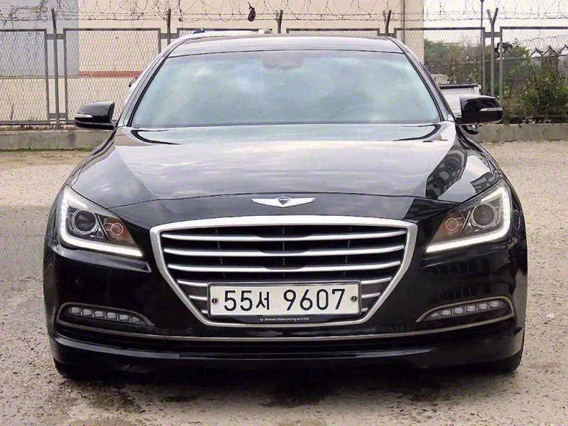 Hyundai Genesis
