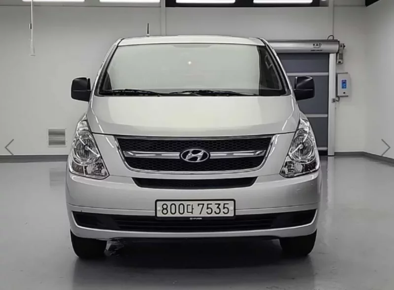 Hyundai Starex
