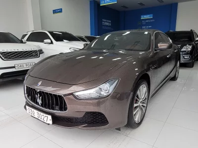 Maserati GHIBLI