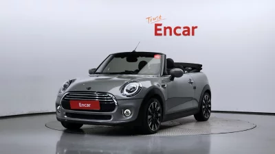 MINI Cooper Convertible