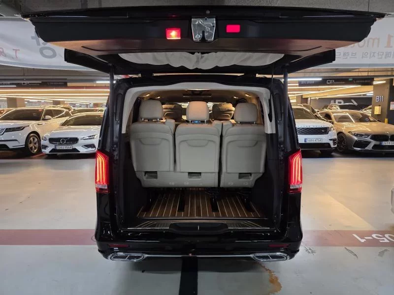 Mercedes-Benz V-Class