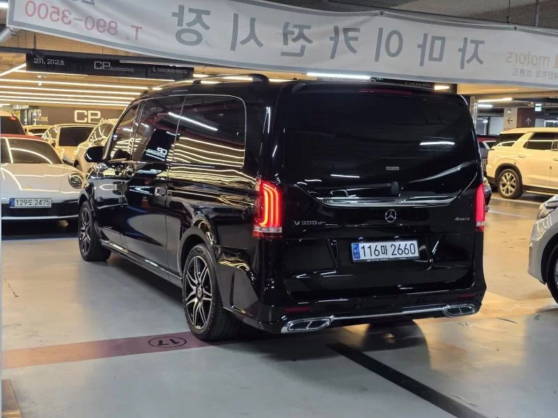 Mercedes-Benz V-Class