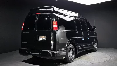 Chevrolet Express Van
