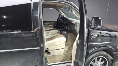 Chevrolet Express Van