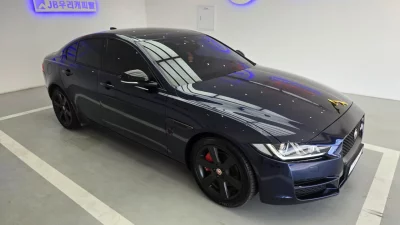 Jaguar XE