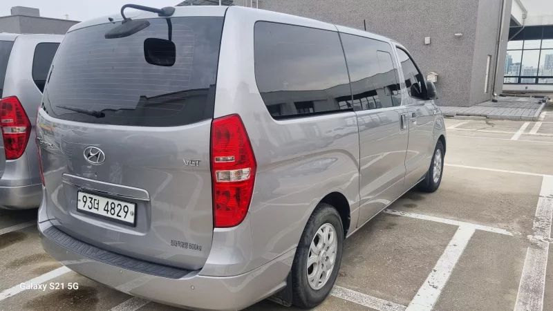 Hyundai Grand Starex