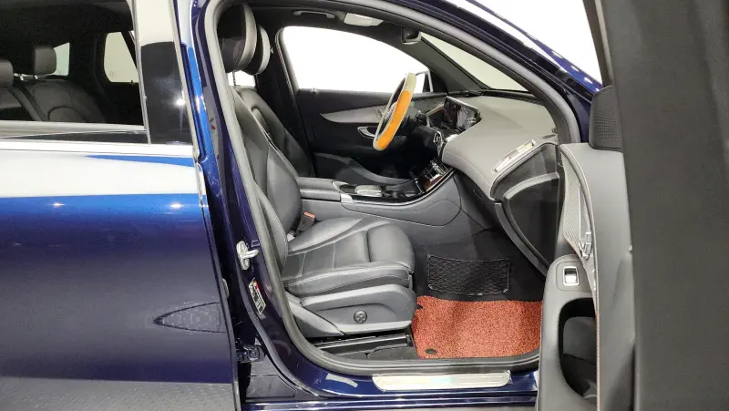 Mercedes-Benz EQC