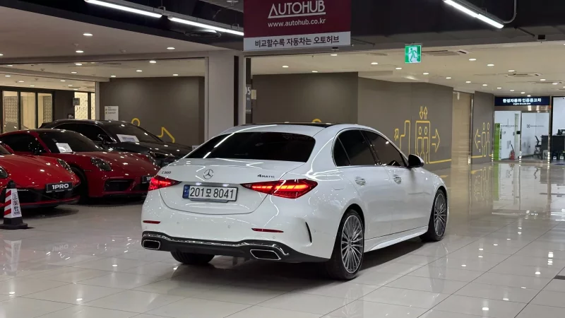 Mercedes-Benz C-Class