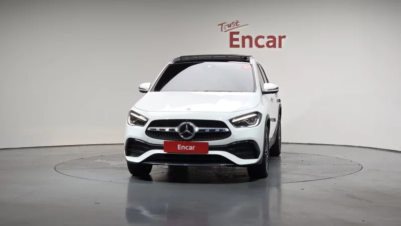 Mercedes-Benz GLA-Class