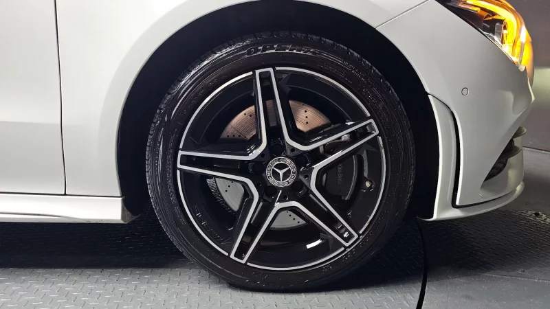 Mercedes-Benz CLA-Class