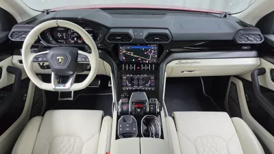 Lamborghini URUS
