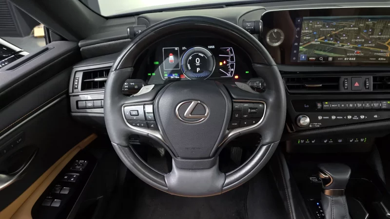 Lexus ES300h