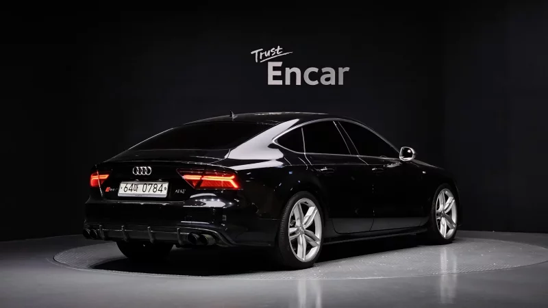 Audi S7