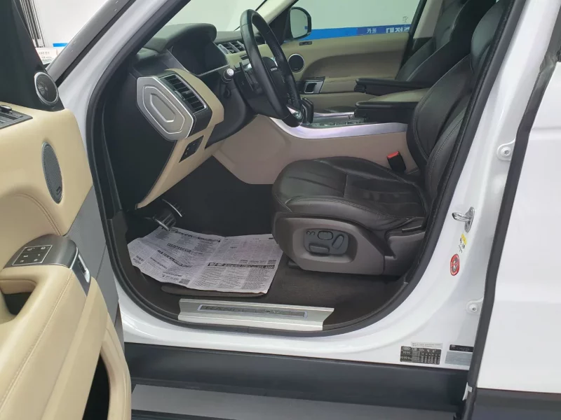 Land Rover RANGE ROVER SPORT