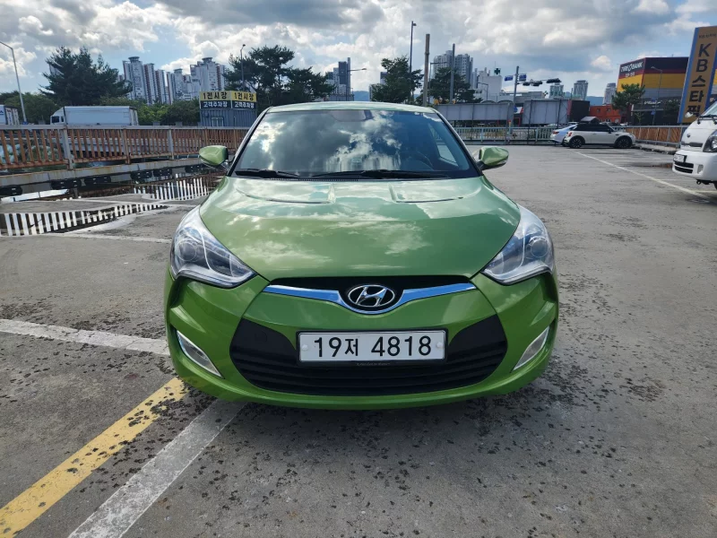 Hyundai Veloster