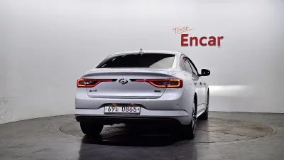 Renault Samsung SM6