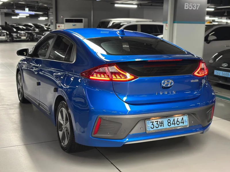 Hyundai Ioniq