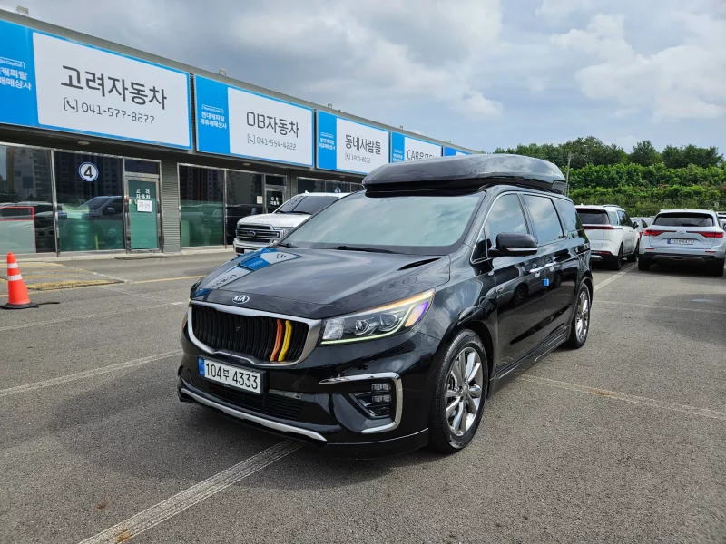 Kia Carnival