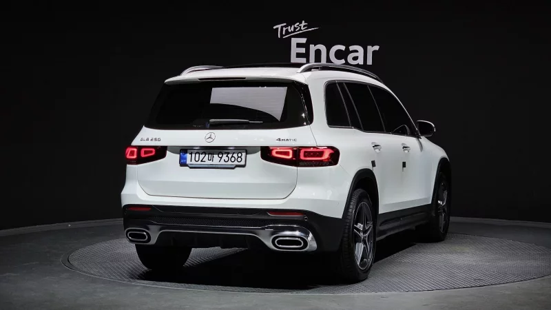 Mercedes-Benz GLB-Class