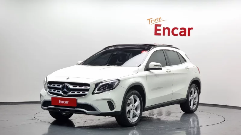 Mercedes-Benz GLA-Class