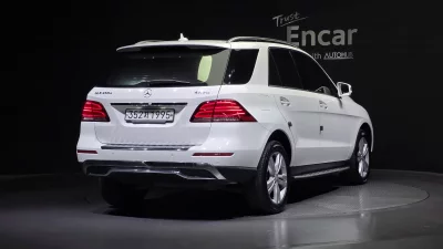 Mercedes-Benz M-class