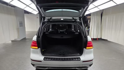 Mercedes-Benz M-class