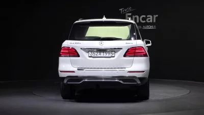 Mercedes-Benz M-class