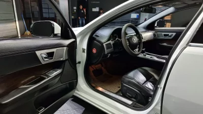 Jaguar XF