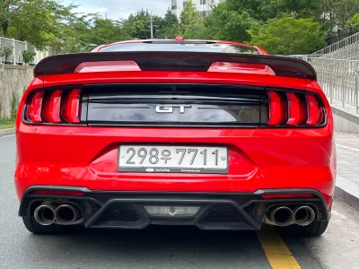 Ford MUSTANG