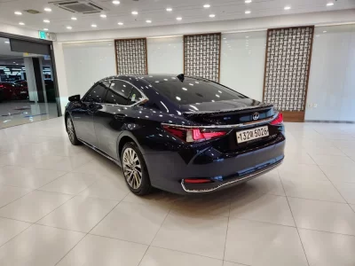 Lexus ES300h