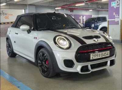 MINI Cooper Convertible