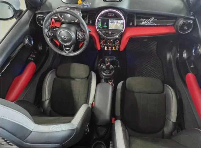 MINI Cooper Convertible