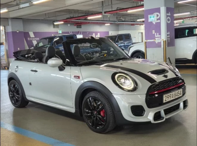 MINI Cooper Convertible