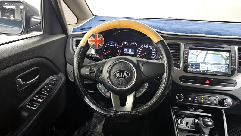 Kia Carens