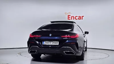 BMW 8-Series