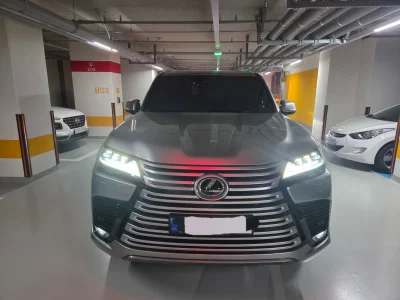 Lexus LX