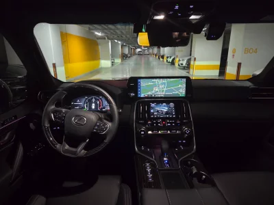Lexus LX