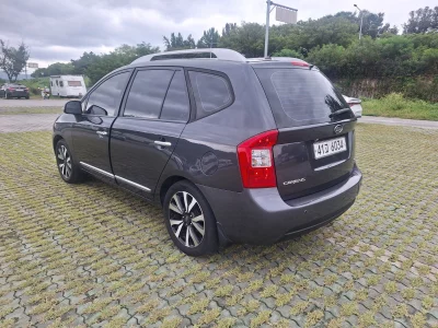Kia Carens