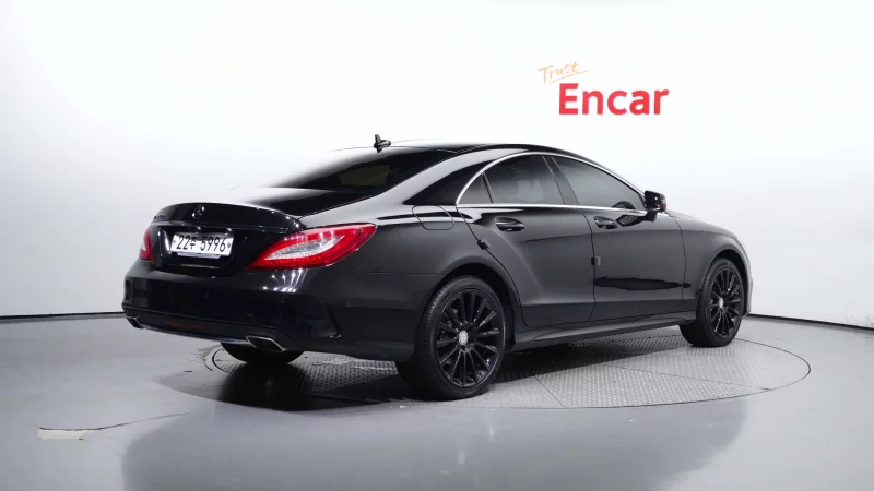 Mercedes-Benz CLS-Class