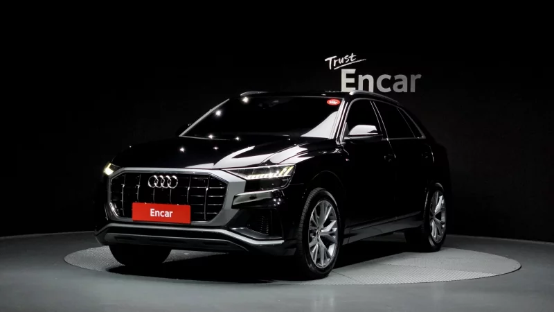 Audi Q8