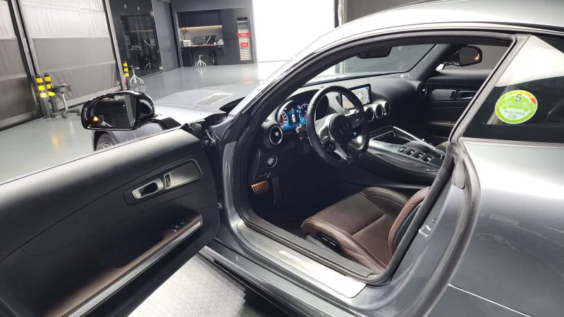 Mercedes-Benz AMG GT