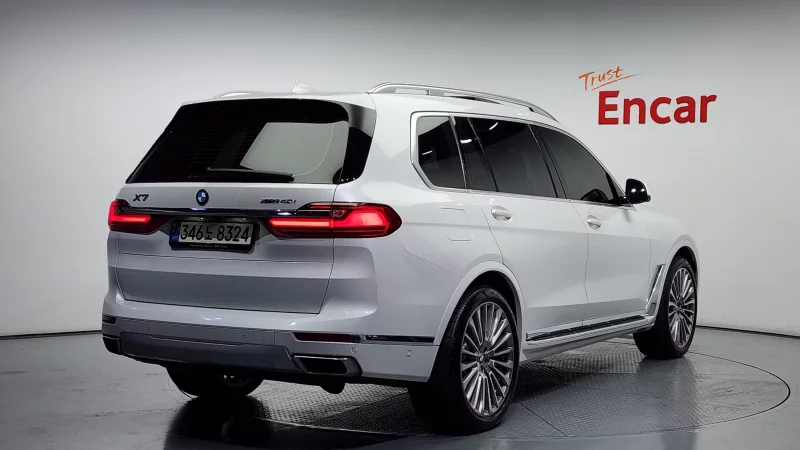 BMW X7