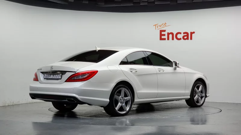 Mercedes-Benz CLS-Class