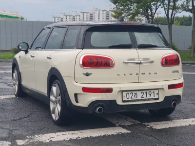 MINI Clubman