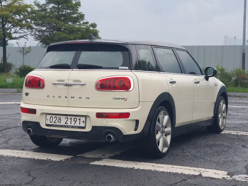 MINI Clubman
