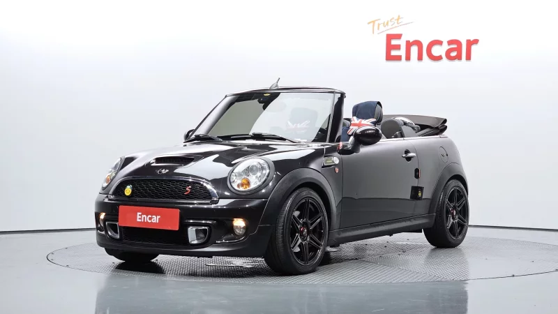 MINI Cooper Convertible