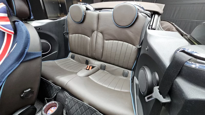 MINI Cooper Convertible